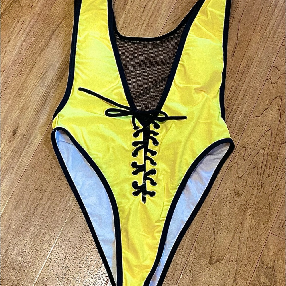 NWOT Boho Chic One Piece Bathing Suit